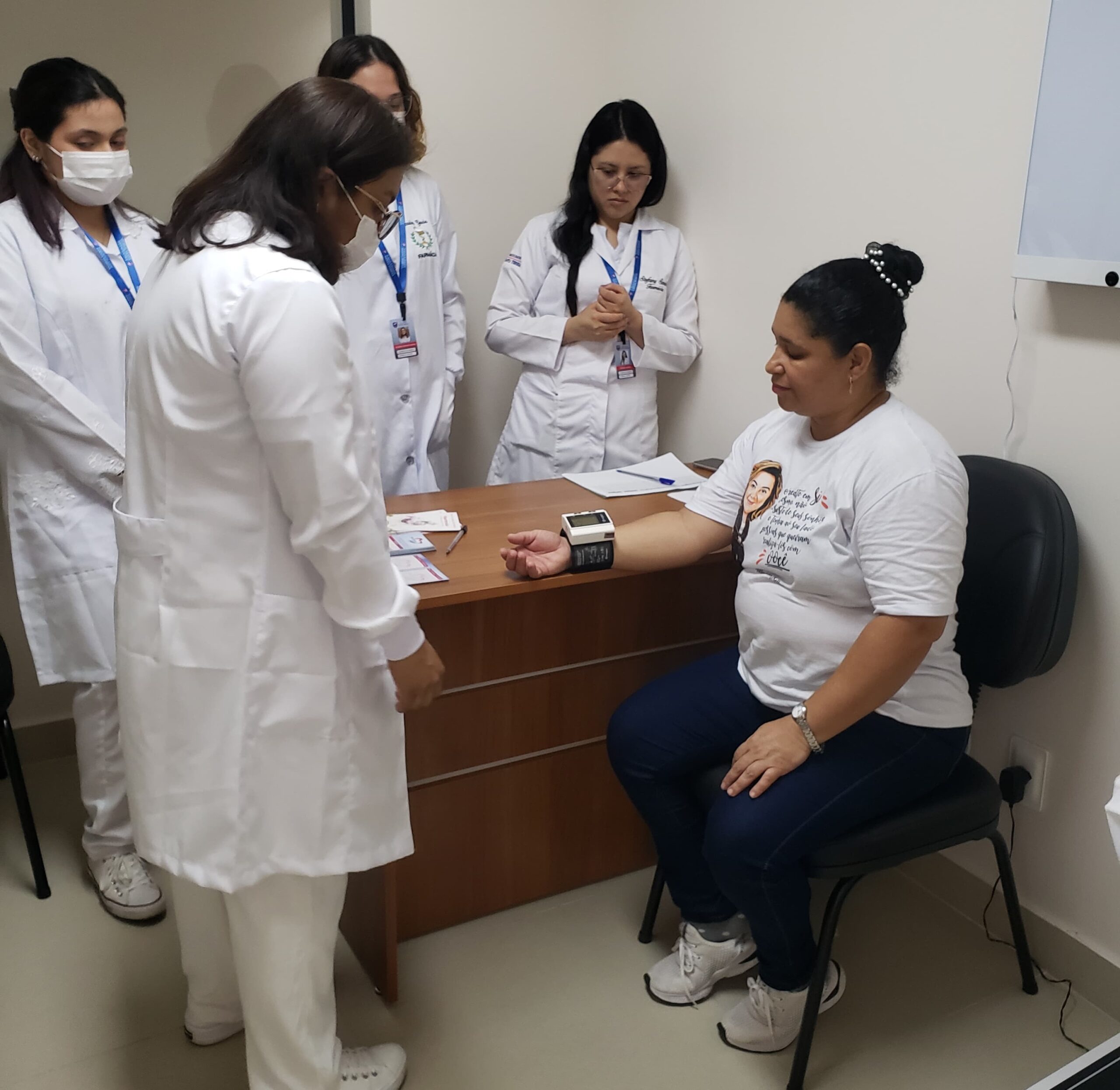 Faculdade Santa Teresa leva saúde e cuidado à comunidade no dia 26 de abril