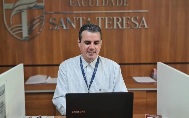 Foto do Professor Edson Stanislau